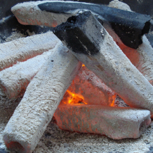 Sechseckige Form-Maschine machte Laubholz-Sägemehl-Brikett-Holzkohle für Grill-Grill